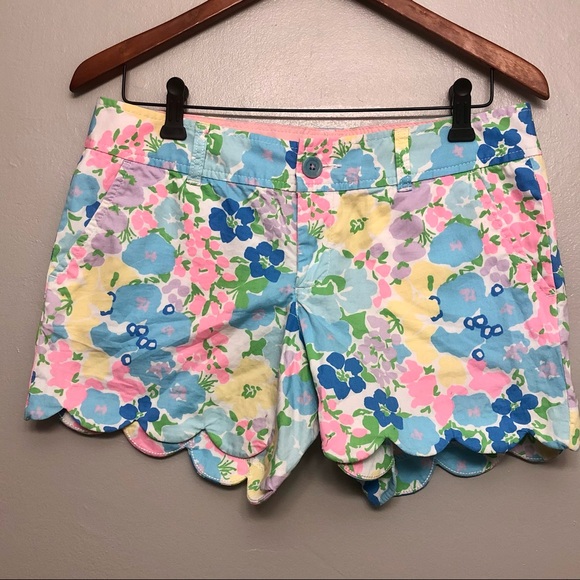 Lilly Pulitzer 🏝 Spring Fling Buttercup Shorts - Picture 2 of 7